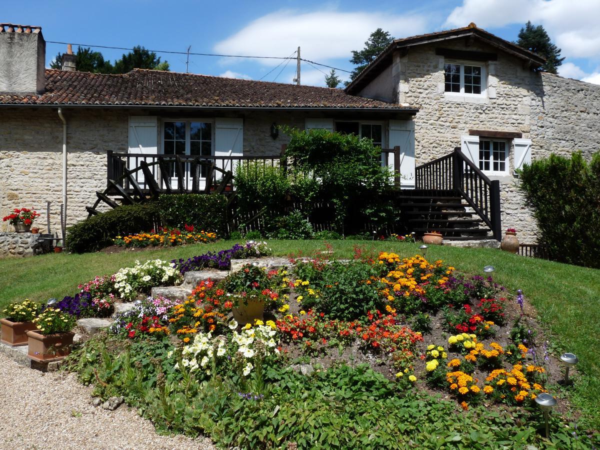 Moulin De Giroir Villa Migne-Auxances Bagian luar foto